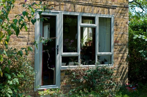 Tired of your aluminium windows? Paint them!